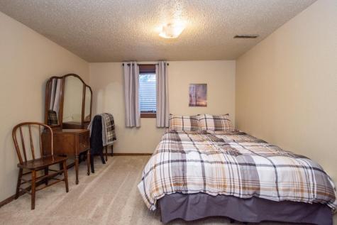 719 5th Avenue W West Fargo ND 58078