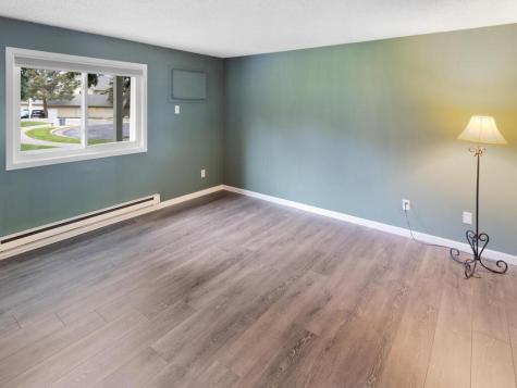 1580 Wheelock Lane Saint Paul MN 55117