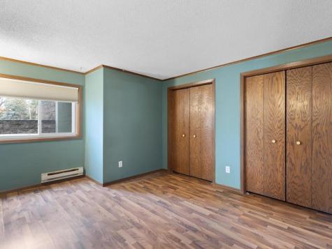 1580 Wheelock Lane Saint Paul MN 55117