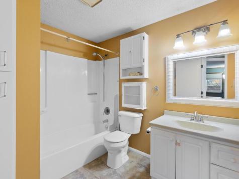 1580 Wheelock Lane Saint Paul MN 55117
