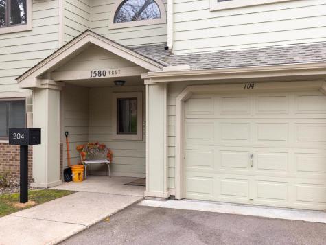 1580 Wheelock Lane Saint Paul MN 55117