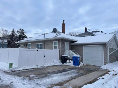 1001 9th Avenue N Fargo ND 58102