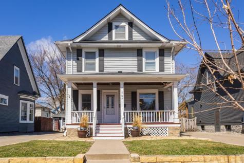 1737 Hague Avenue Saint Paul MN 55104