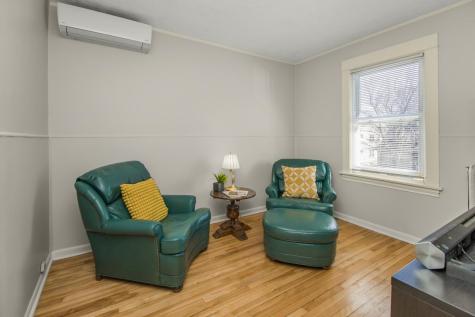 1737 Hague Avenue Saint Paul MN 55104