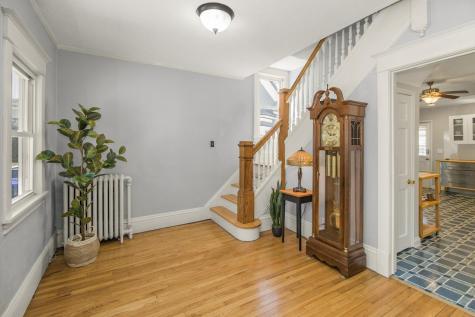 1737 Hague Avenue Saint Paul MN 55104