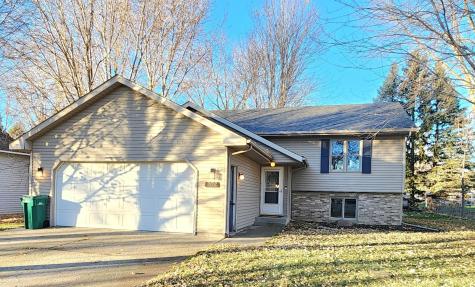 208 Holly Lane Janesville MN 56048