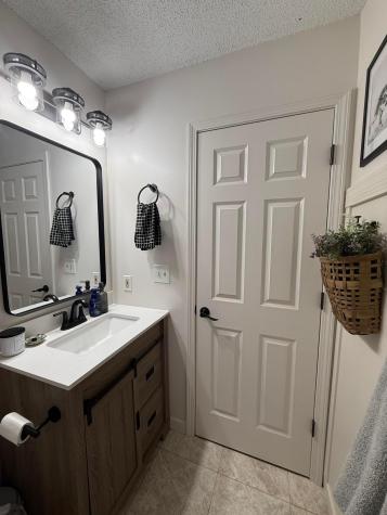 208 Holly Lane Janesville MN 56048