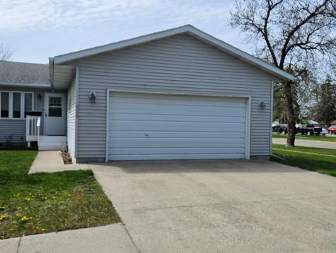 323 3RD Avenue S Wahpeton ND 58075
