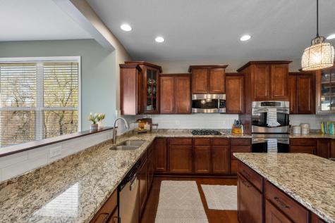 10834 Knollwood Court Woodbury MN 55129