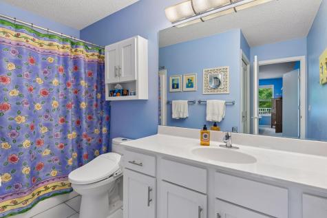 913 Oakwood Heights Circle Eagan MN 55123
