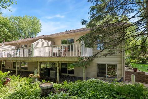 913 Oakwood Heights Circle Eagan MN 55123