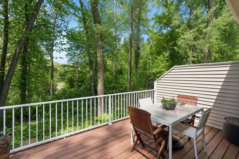 913 Oakwood Heights Circle Eagan MN 55123