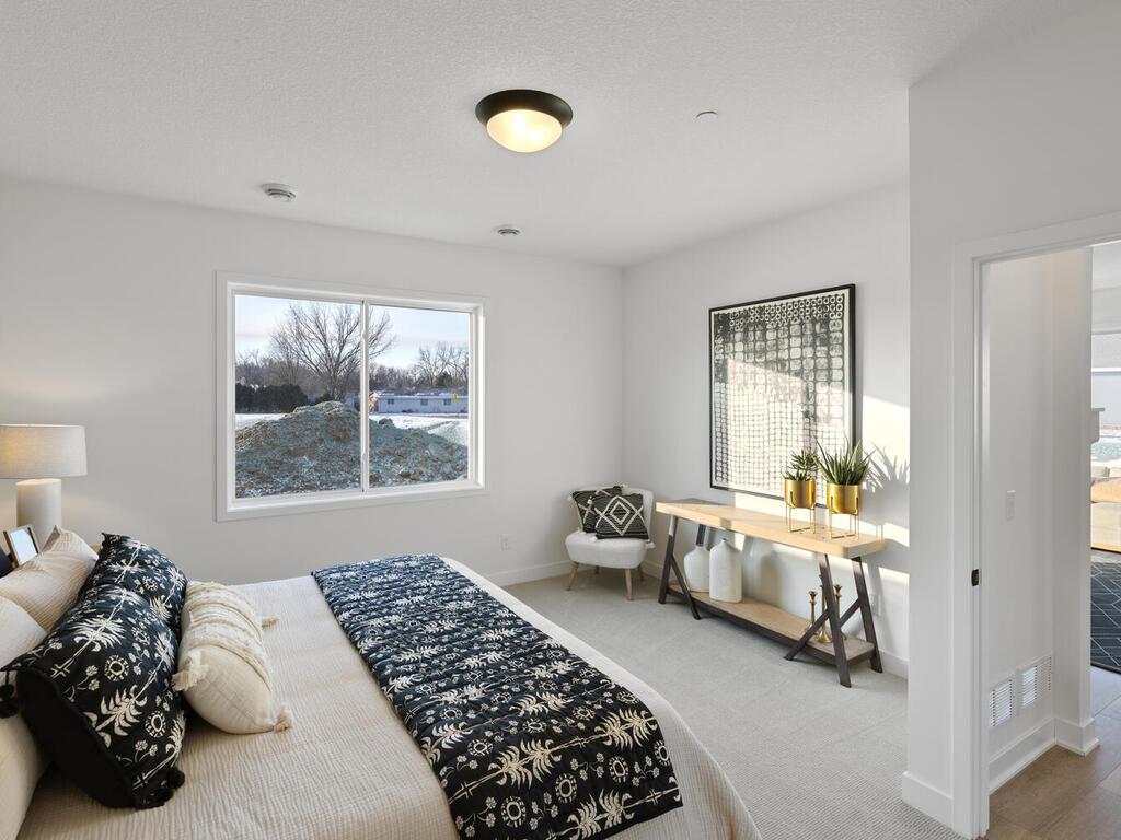 13761 Hollybrook Circle Apple Valley MN 55124