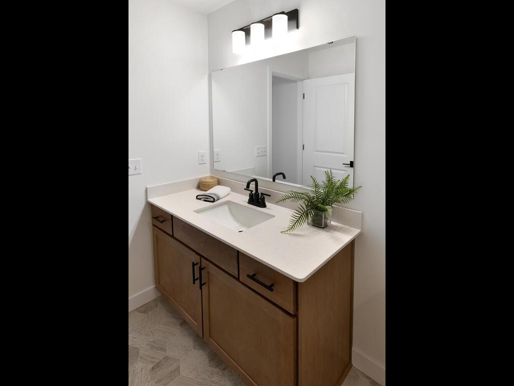 13761 Hollybrook Circle Apple Valley MN 55124