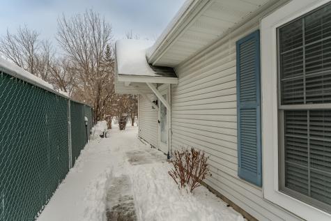 1935 Cabernet Lane NW Rochester MN 55901