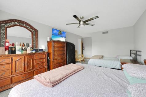 4013 Meadowlark Curve Eagan MN 55122