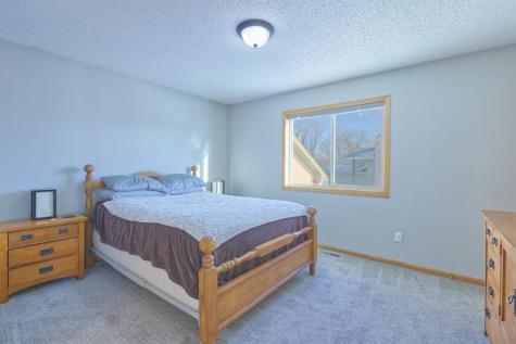 845 Mallard Avenue Winsted MN 55395