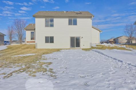 845 Mallard Avenue Winsted MN 55395