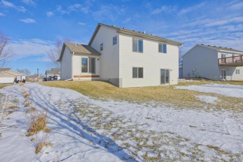 845 Mallard Avenue Winsted MN 55395