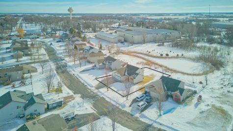 845 Mallard Avenue Winsted MN 55395