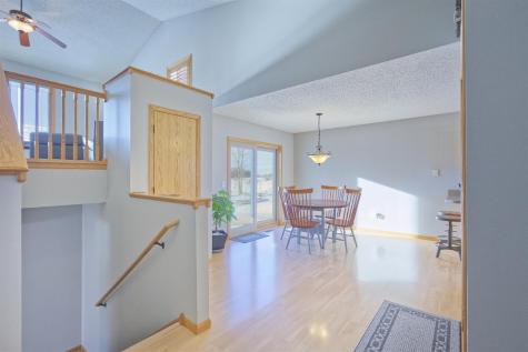 845 Mallard Avenue Winsted MN 55395