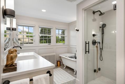 2400 Pillsbury Avenue S Minneapolis MN 55404