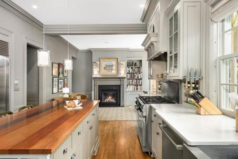 2400 Pillsbury Avenue S Minneapolis MN 55404