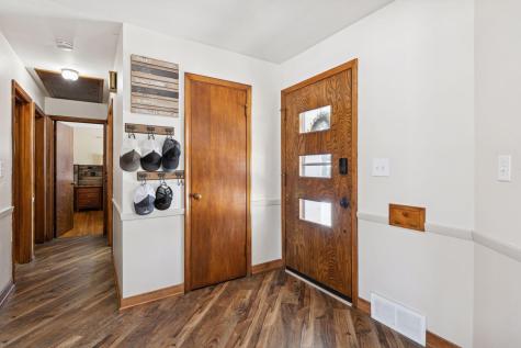 111 Sunrise Avenue N New Prague MN 56071