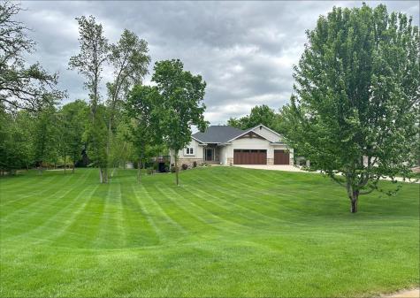 4355 Donway Drive NE Alexandria MN 56308