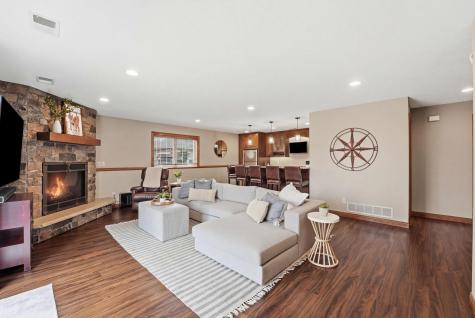 4355 Donway Drive NE Alexandria MN 56308