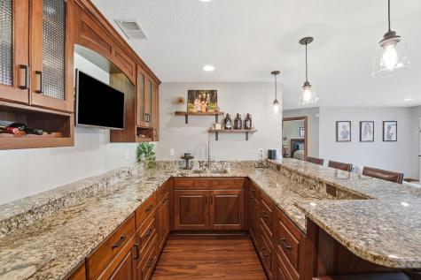 4355 Donway Drive NE Alexandria MN 56308