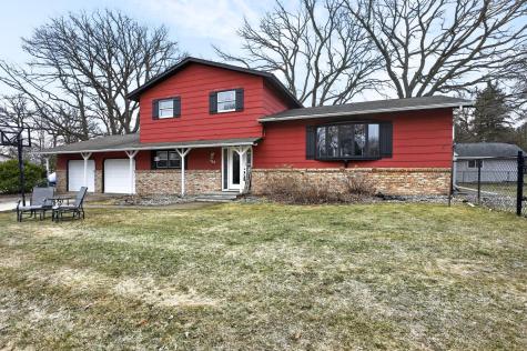 716 11th Avenue E Alexandria MN 56308