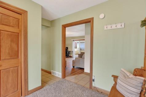 716 11th Avenue E Alexandria MN 56308