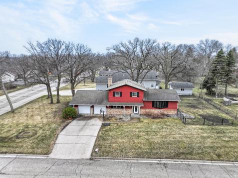 716 11th Avenue E Alexandria MN 56308