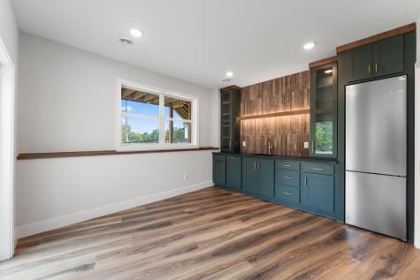 4950 Parkside Circle Eagan MN 55123