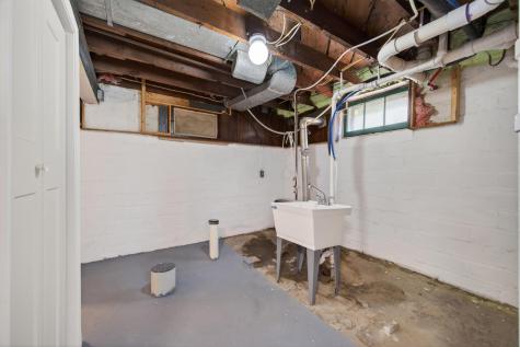 1690 Margaret Street Saint Paul MN 55106