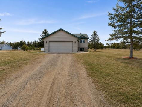 9057 3rd Avenue Breezy Point MN 56472