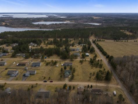 9057 3rd Avenue Breezy Point MN 56472