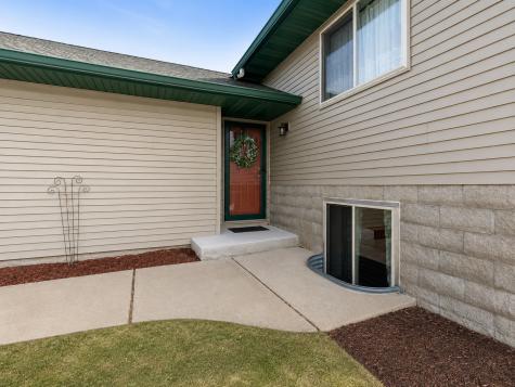 9057 3rd Avenue Breezy Point MN 56472