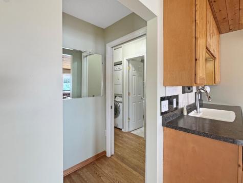 2153 River Road Duluth MN 55803
