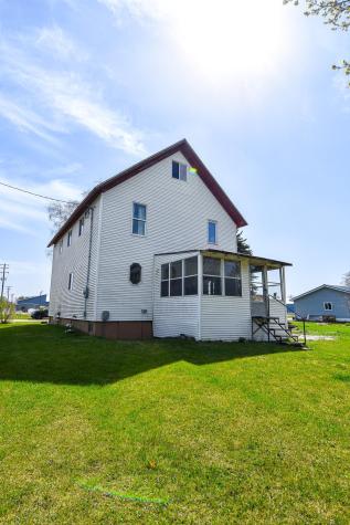 117 Red Lake Avenue N Saint Hilaire MN 56754