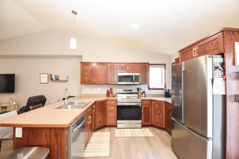 706 14th Avenue E West Fargo ND 58078