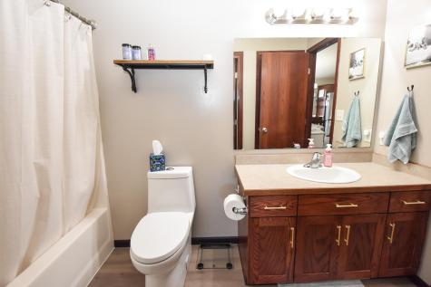706 14th Avenue E West Fargo ND 58078