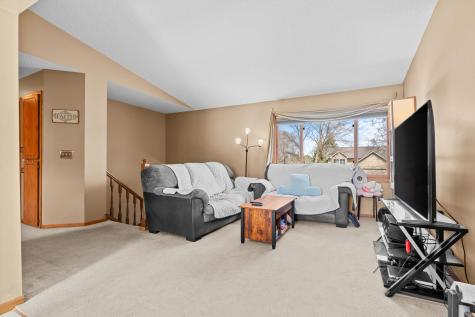 6709 110th Avenue N Champlin MN 55316