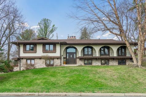 1815 Noble Drive N Golden Valley MN 55422