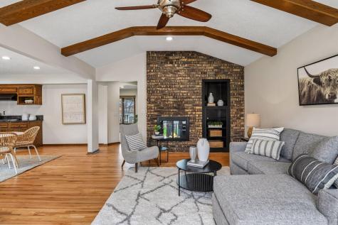1815 Noble Drive N Golden Valley MN 55422