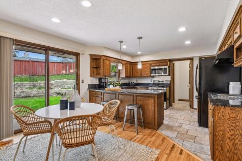 1815 Noble Drive N Golden Valley MN 55422