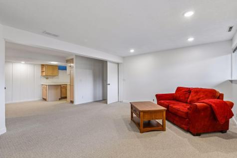 1815 Noble Drive N Golden Valley MN 55422