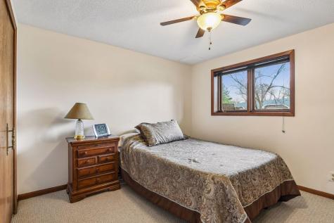1815 Noble Drive N Golden Valley MN 55422