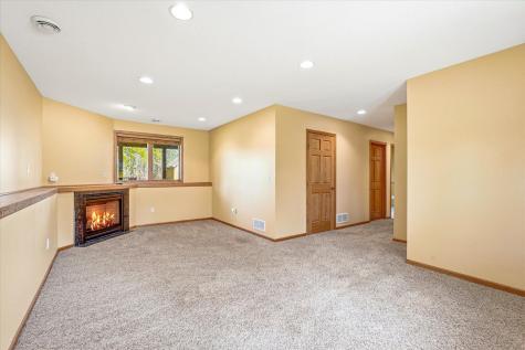 3961 224th Avenue NW Oak Grove MN 55303